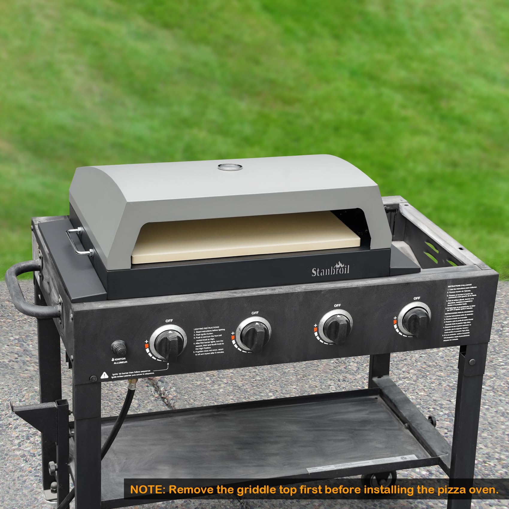 Stanbroil pizza baking on stone demonstrating crisp crust and even cook
