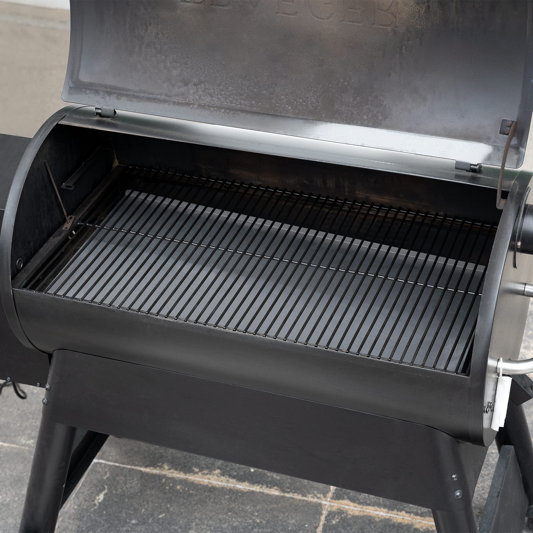 Stanbroil side profile showing 3 inch depth for proper flame deflection