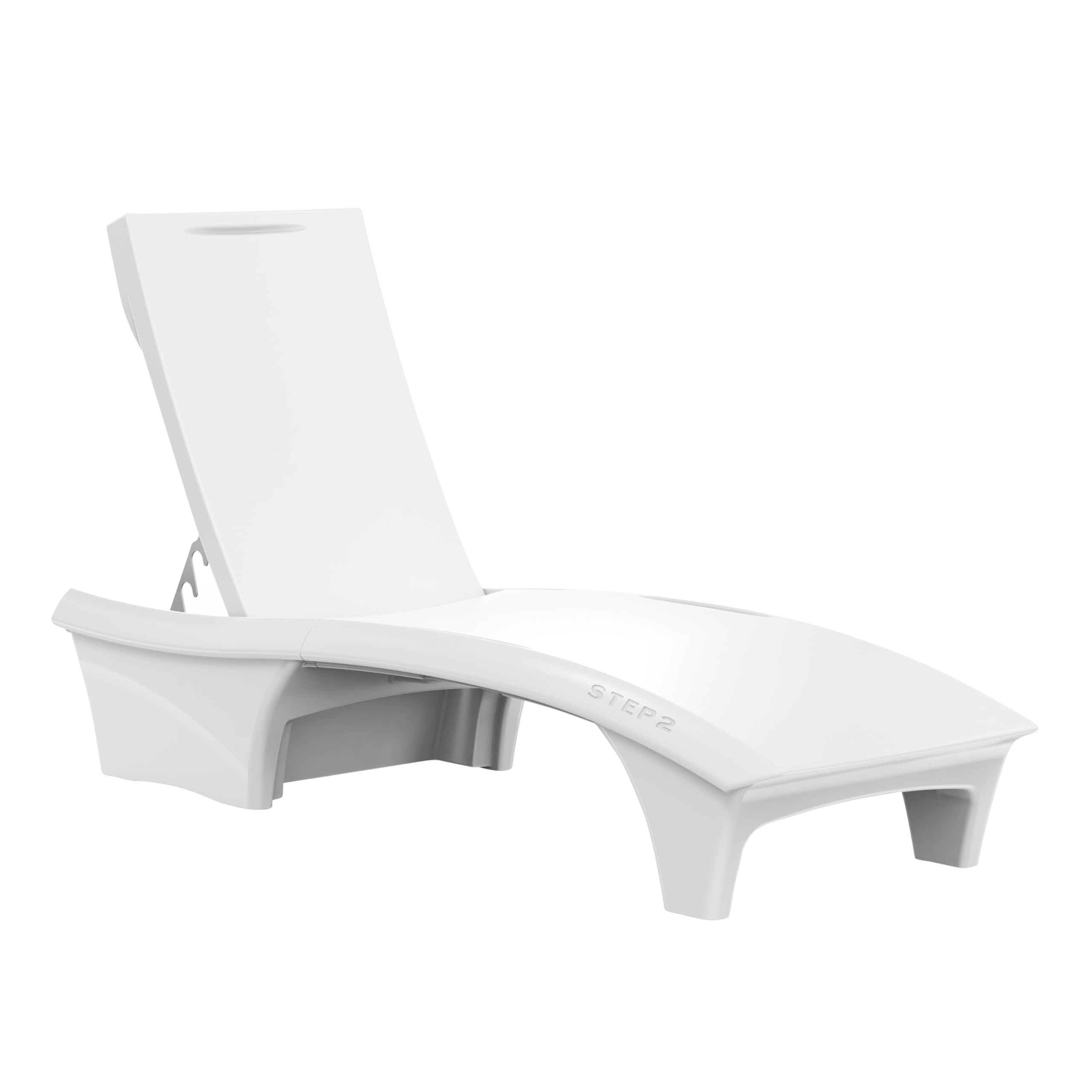 Step2 Vero front view showing ergonomic shape and lounging benefit