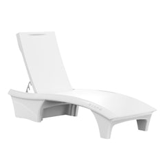 Step2 Vero front view showing ergonomic shape and lounging benefit