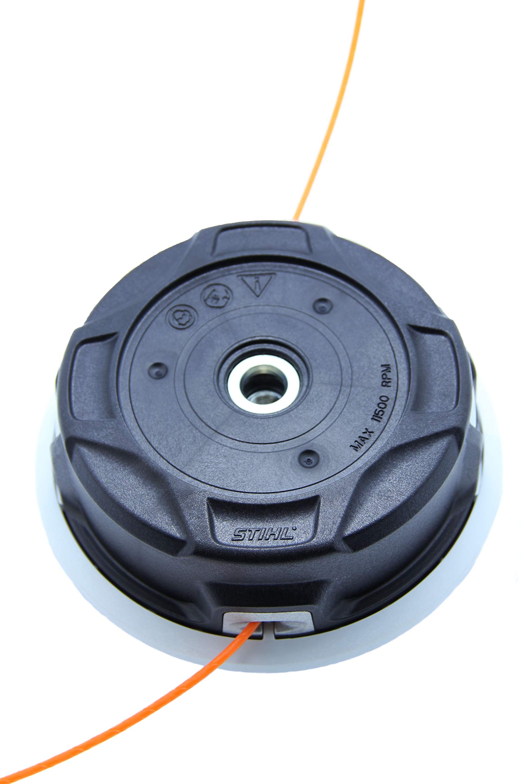 Stihl AutoCut C 26-2 mounted on trimmer demonstrating easy installation and fit