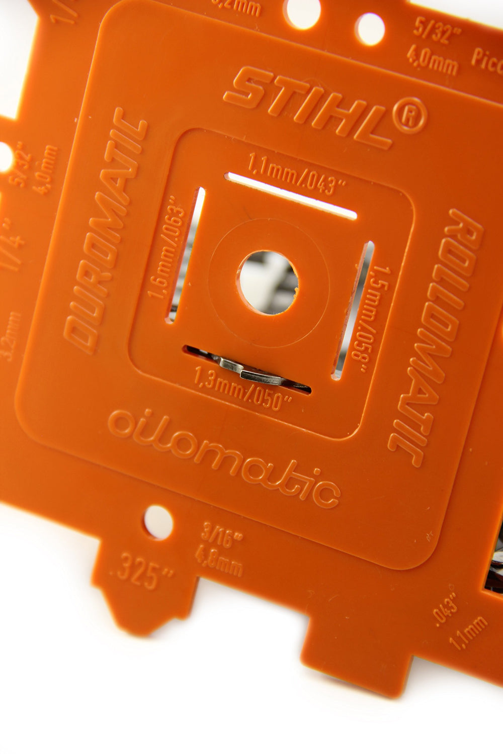 Stihl chain mounted on an 18-inch guide bar demonstrating correct installation