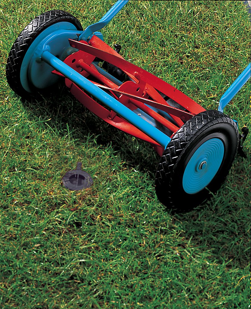Strata spike in use with rotary dryer giving a wobble-free clothesline hold