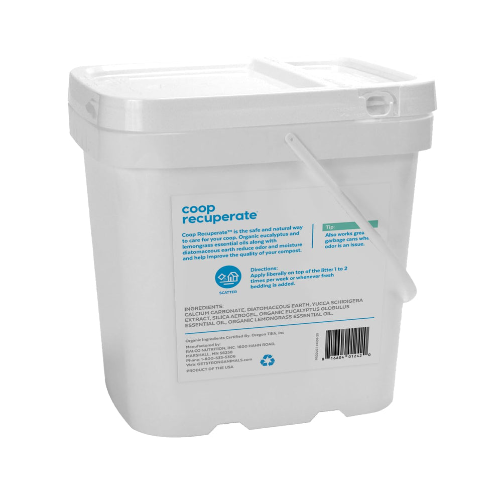 Strong Animals close-up texture of refresher granules for fast absorption