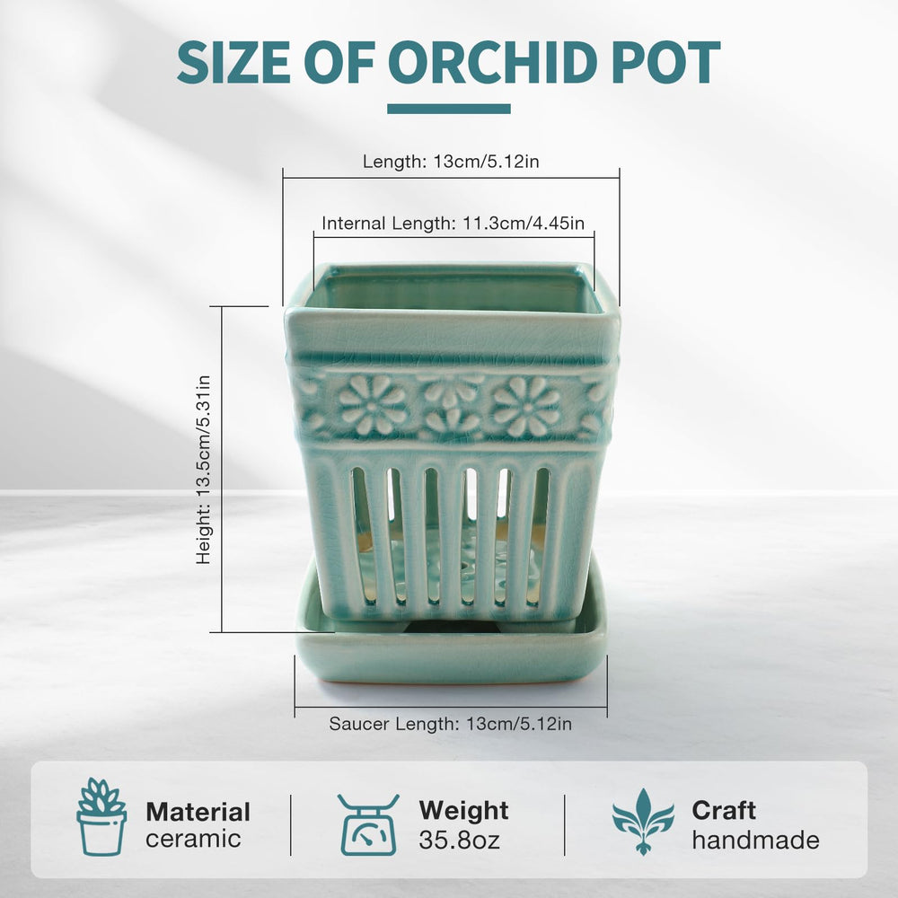 SUADEN size comparison with hand showing compact 5-inch footprint for small spaces