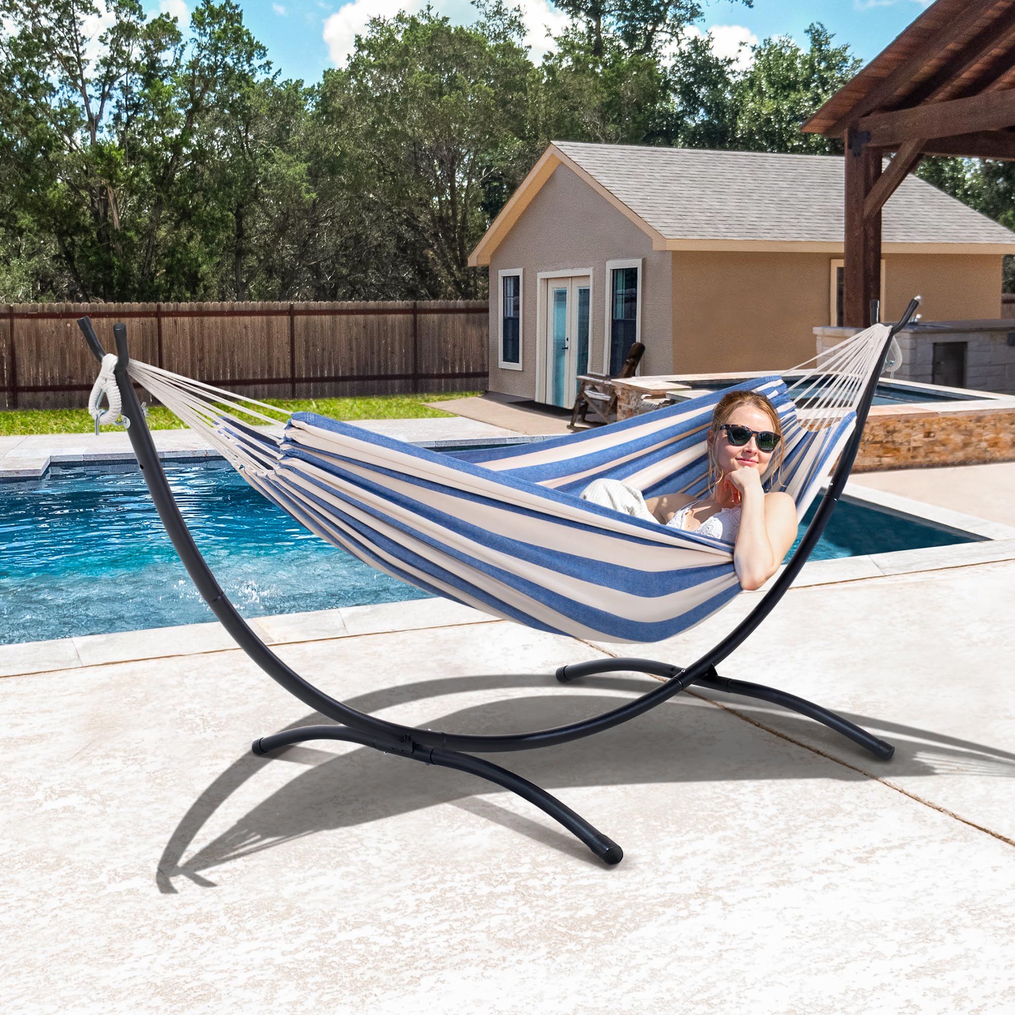 SUNCREAT lifestyle backyard setting evokes relaxing outdoor use