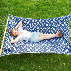 SUNCREAT close-up of quilted reversible polyester pad highlighting soft durable texture