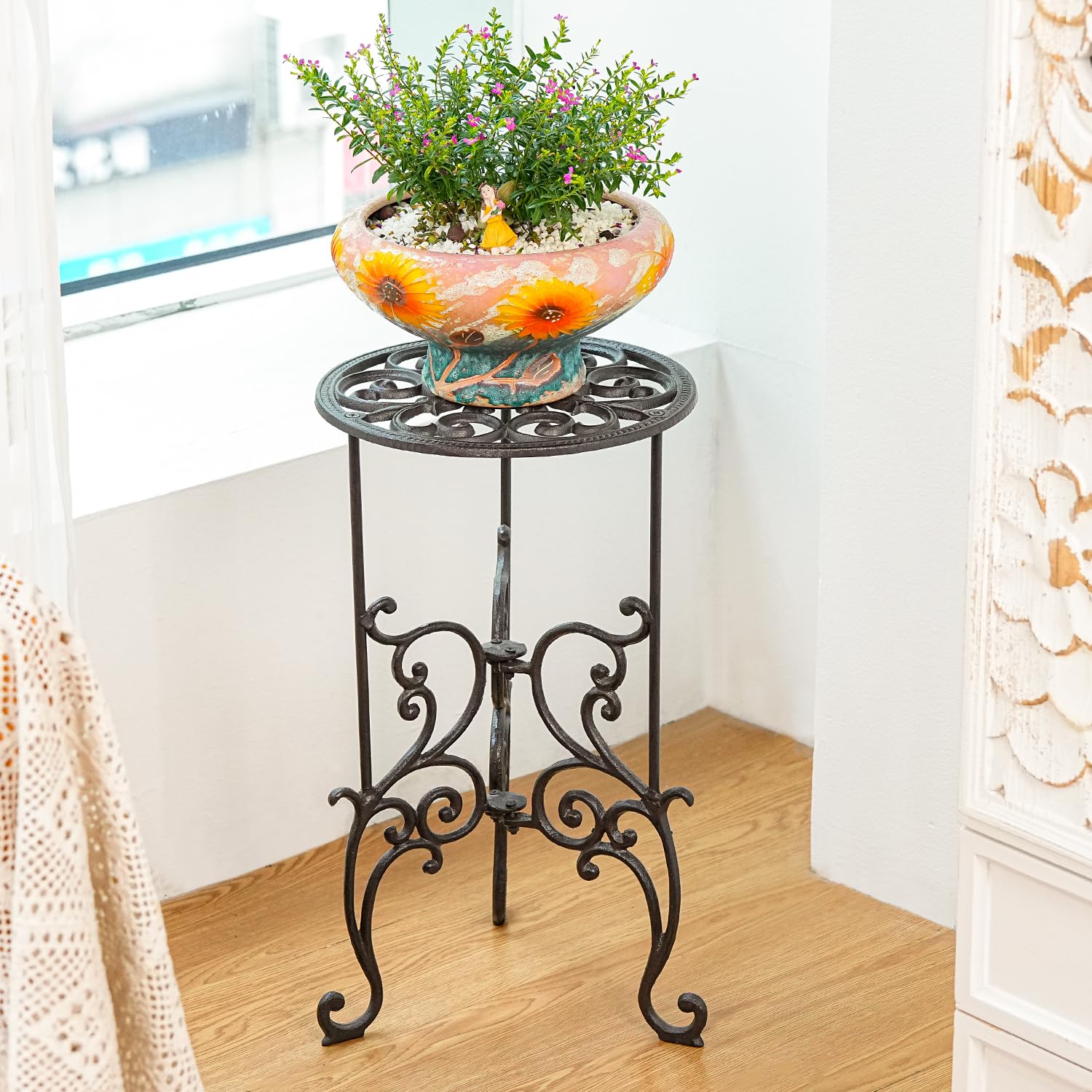 Sungmor close-up of cast iron texture highlighting solid construction and rust-resistant finish benefit: durable material