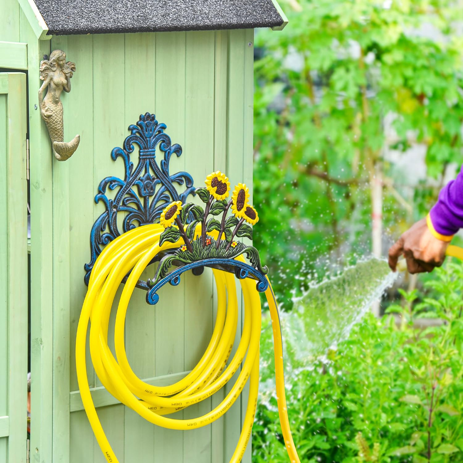Sungmor side profile loop detail showing secure hose support benefit
