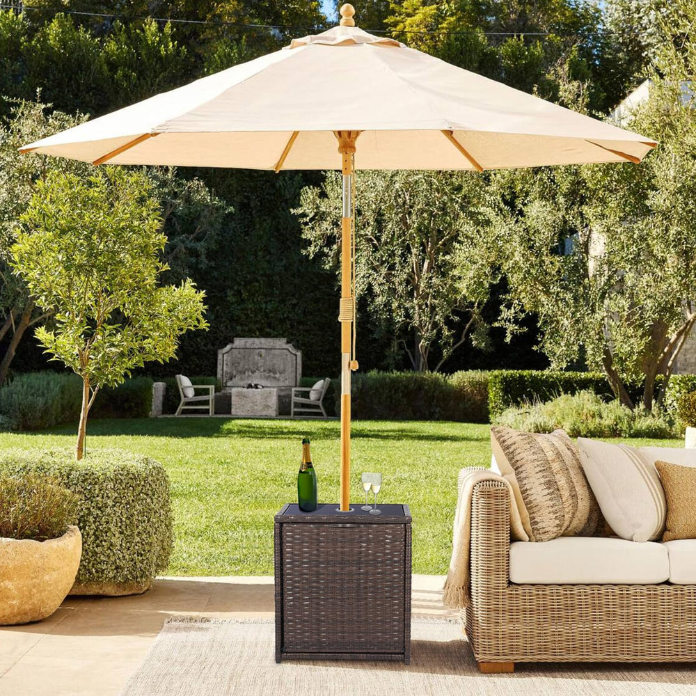 SUNNYPARK poolside lifestyle setup illustrating versatile outdoor placement