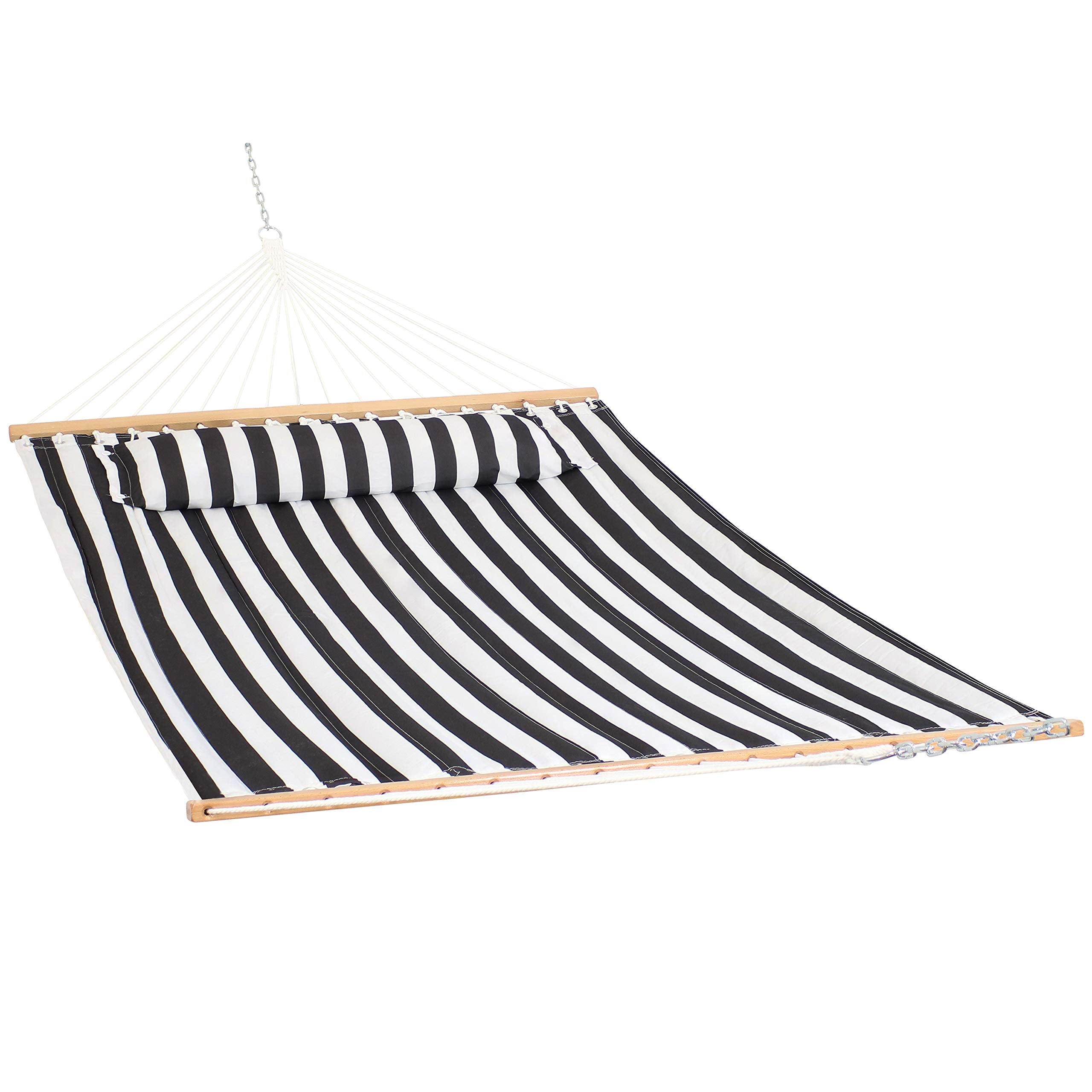 Sunnydaze Decor front view of double quilted hammock showing spacious bed and spreader bars, comfortable lounging