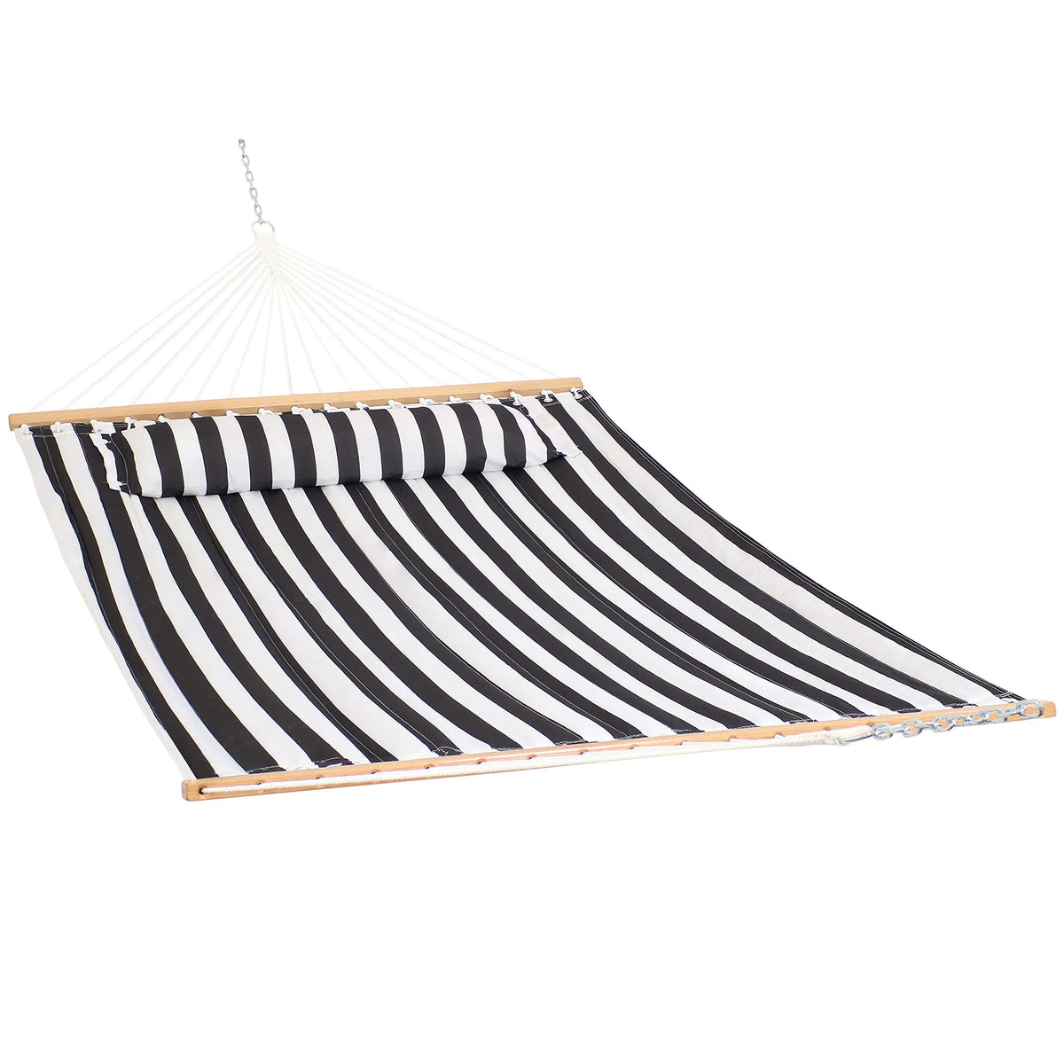 Sunnydaze Decor front view of double quilted hammock showing spacious bed and spreader bars, comfortable lounging