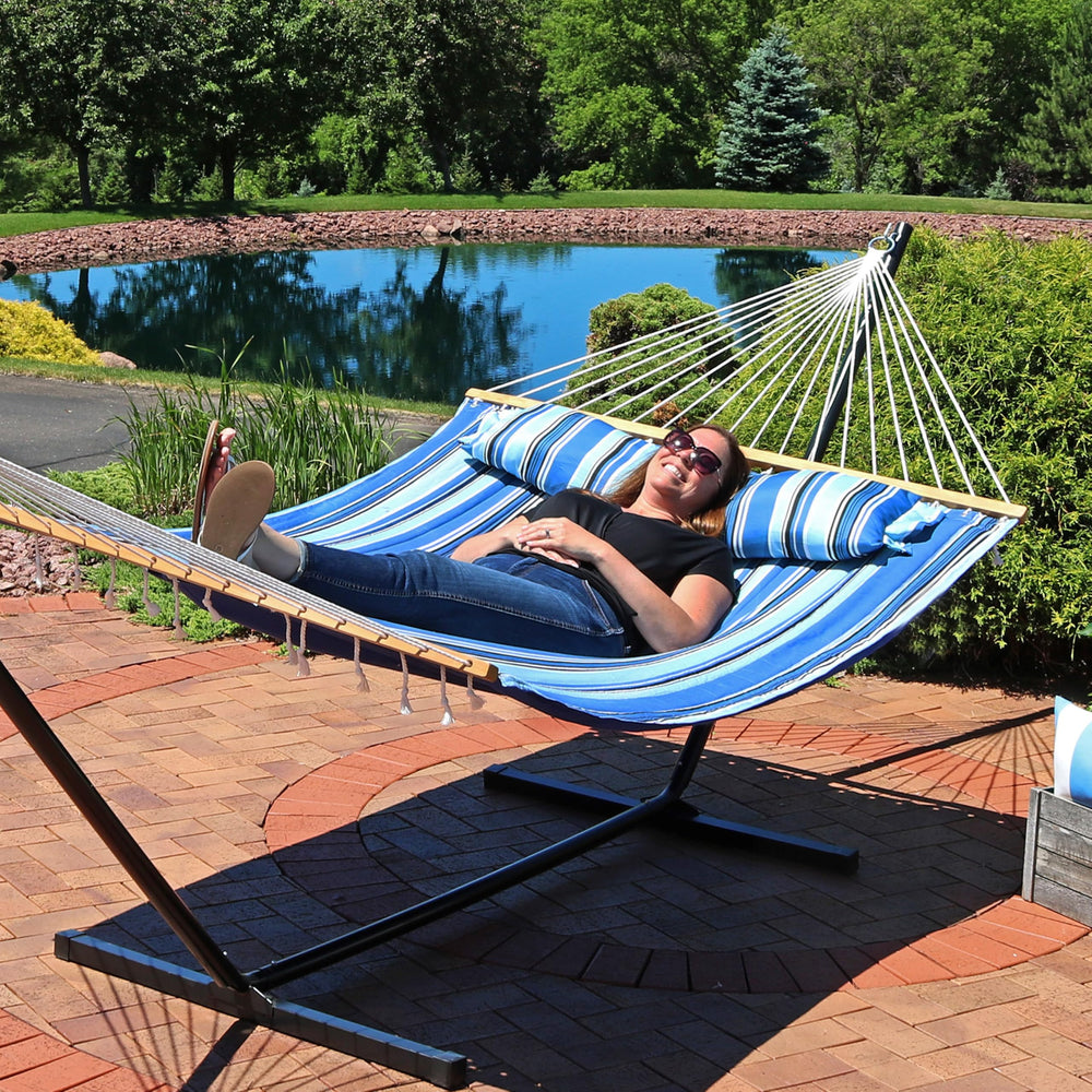 Sunnydaze hammock with person for scale showing roomy two-person capacity