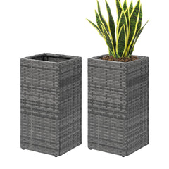 SUNNYPARK front view of two square planters showing elegant entrance framing