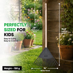 Superio detail of plastic rake head showing flexible tines for gathering