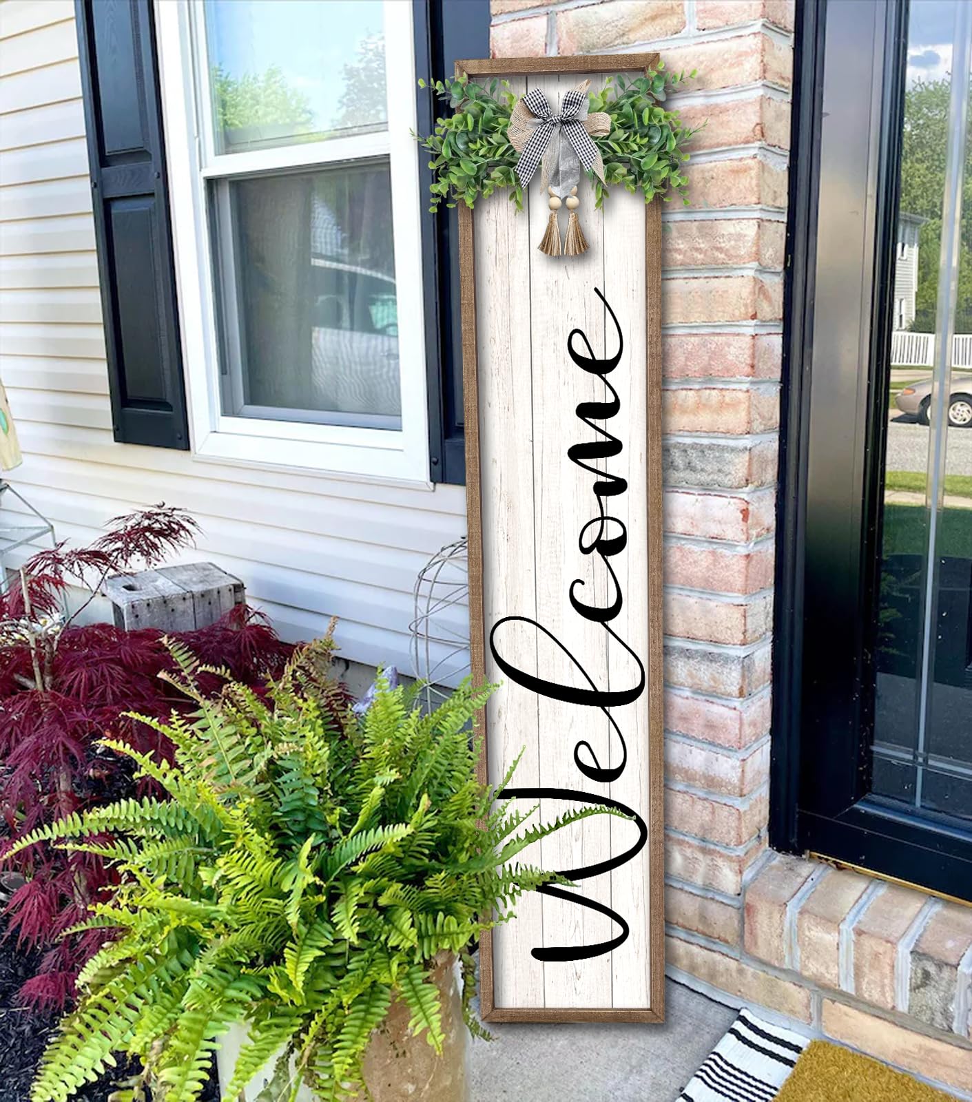 Surfapans front view welcome sign showing farmhouse white finish and greeting