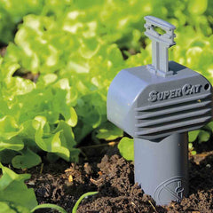 SWISSINNO SuperCat PRO close-up of dual-trigger mechanism improving capture reliability