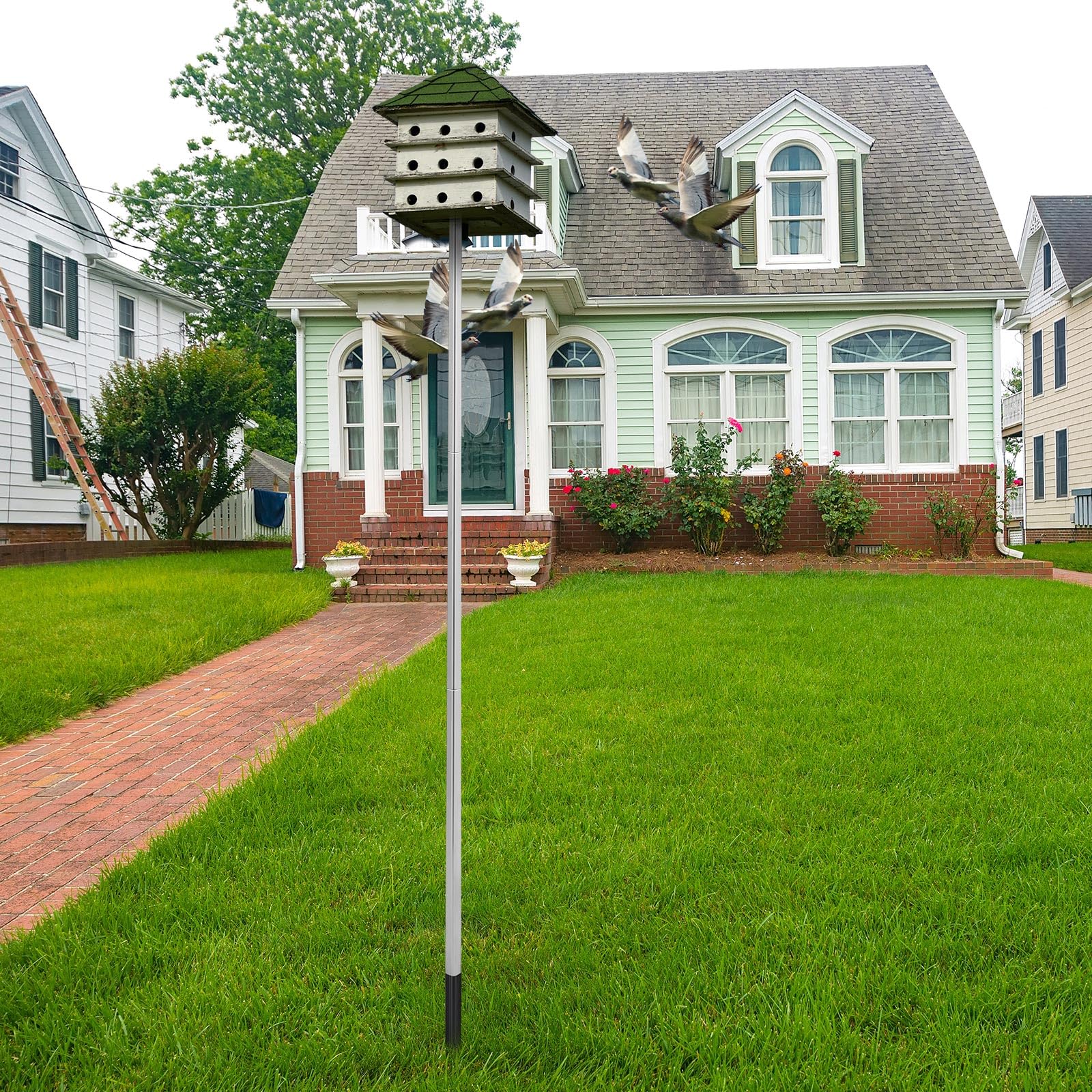 Tandefio collapsed pole showing compact storage convenience