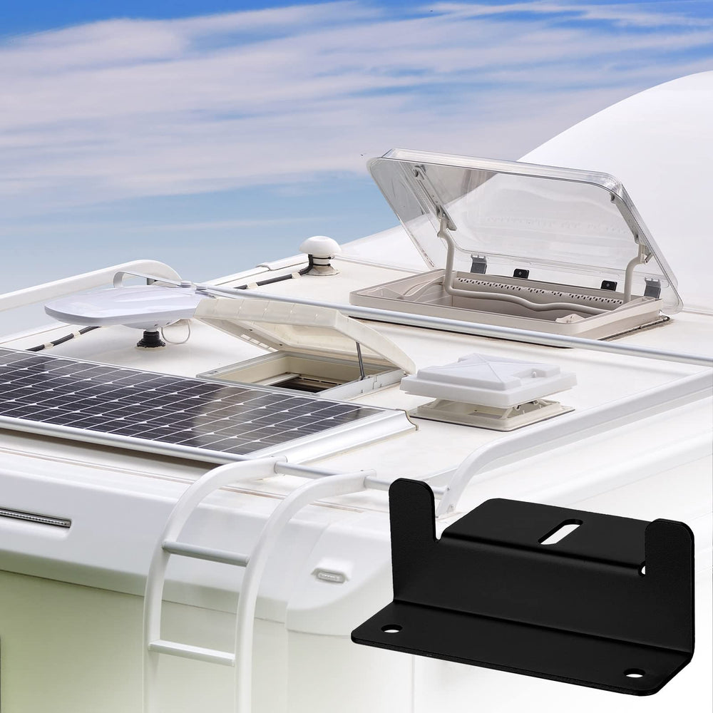 Tatuo lifestyle shot of panels mounted with brackets on tiny home, showing neat installation