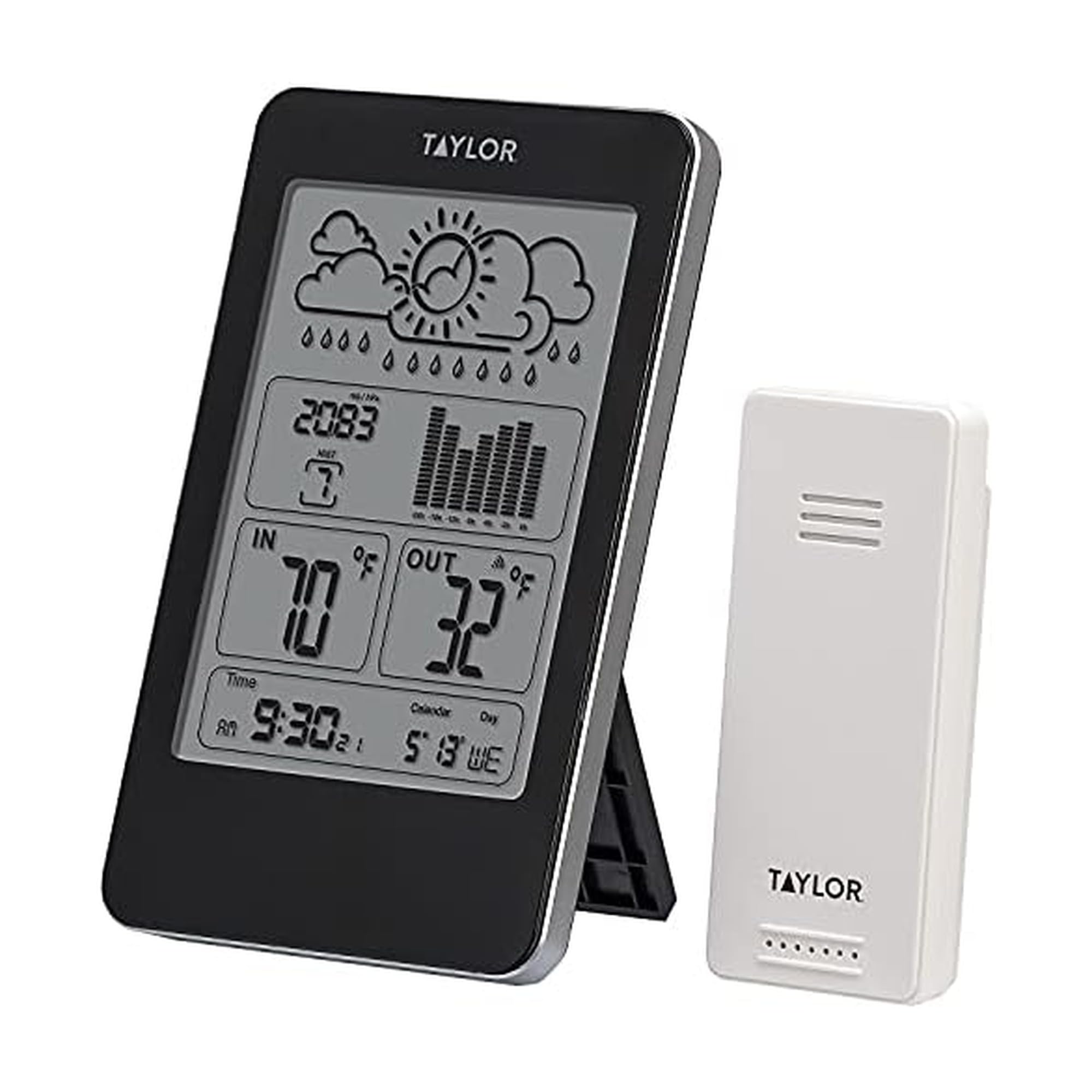 Taylor brand front display showing clear temperature and barometer readings for quick checks
