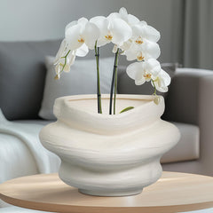 Teagas ceramic surface close-up revealing texture and durable rim detail
