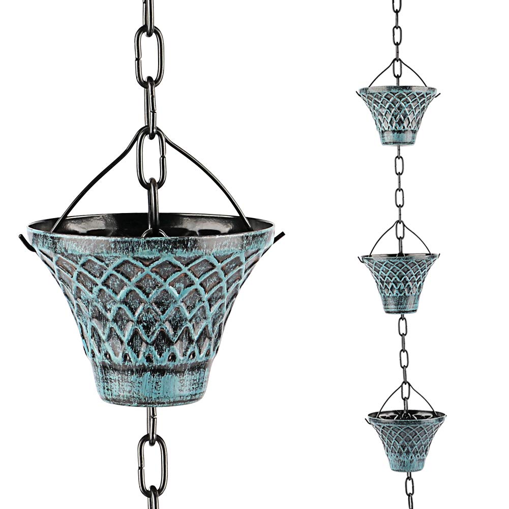 Tfro & Cile front view showing decorative blue rain chain and curb appeal