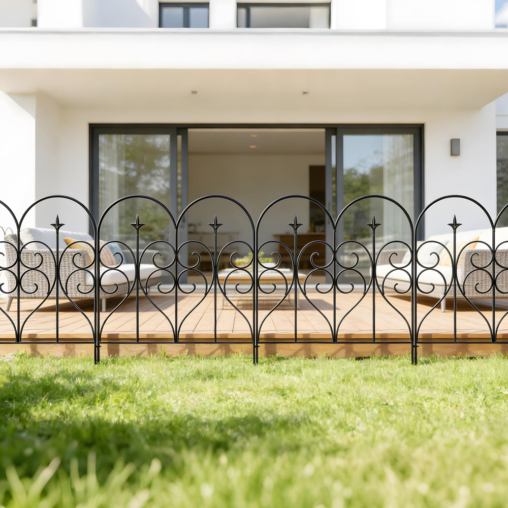 Thealyn curved installation outlining a flowerbed for tidy, flexible edging