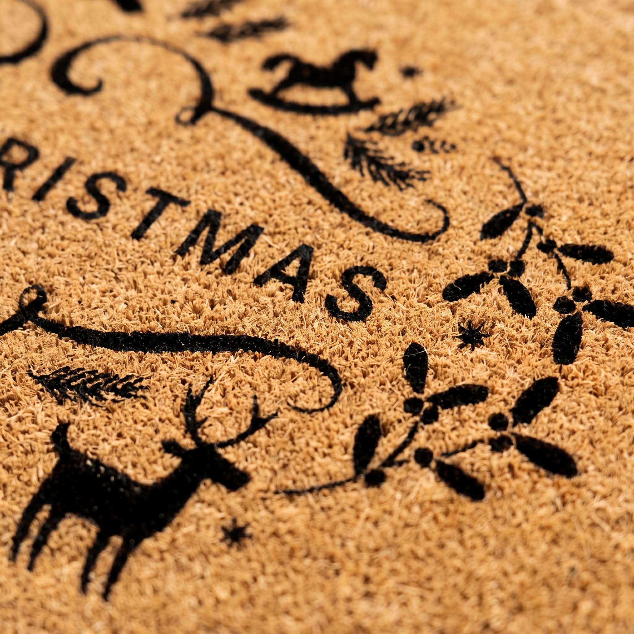 THEODORE MAGNUS detailed reindeer and holly print for festive curb appeal