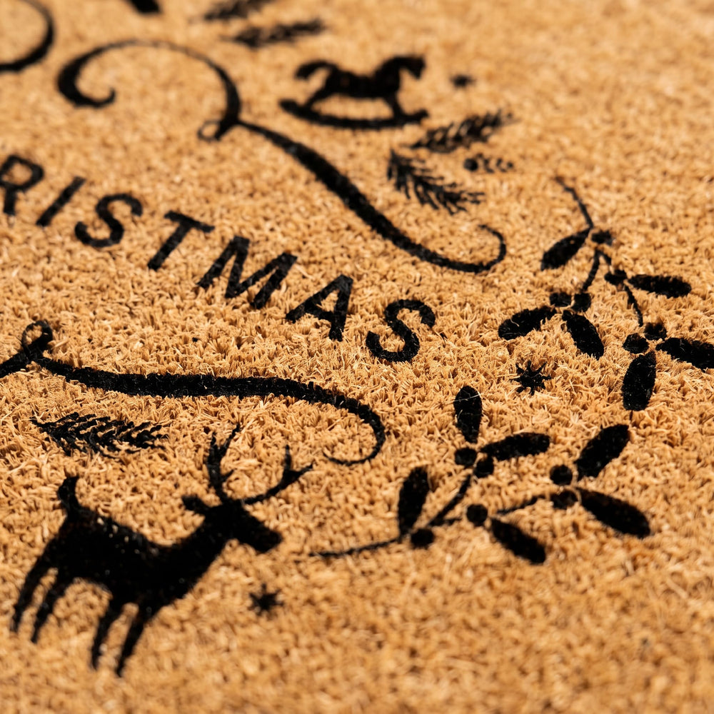 THEODORE MAGNUS detailed reindeer and holly print for festive curb appeal
