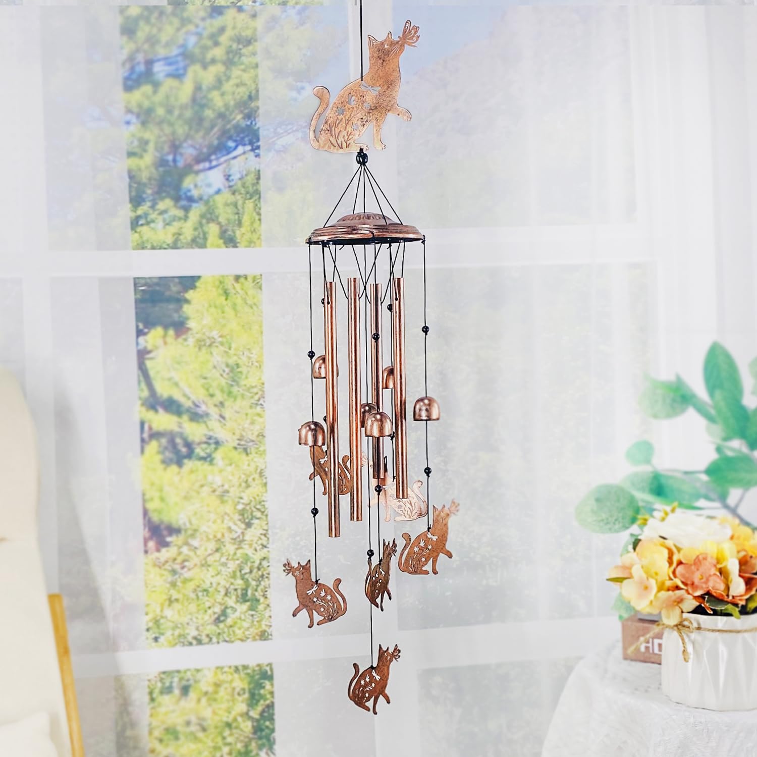TIGGSY top cover and S-hook close-up for easy, secure hanging and installation