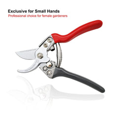 TONMA close-up of SK5 steel blades highlighting sharp edge for clean plant-friendly cuts