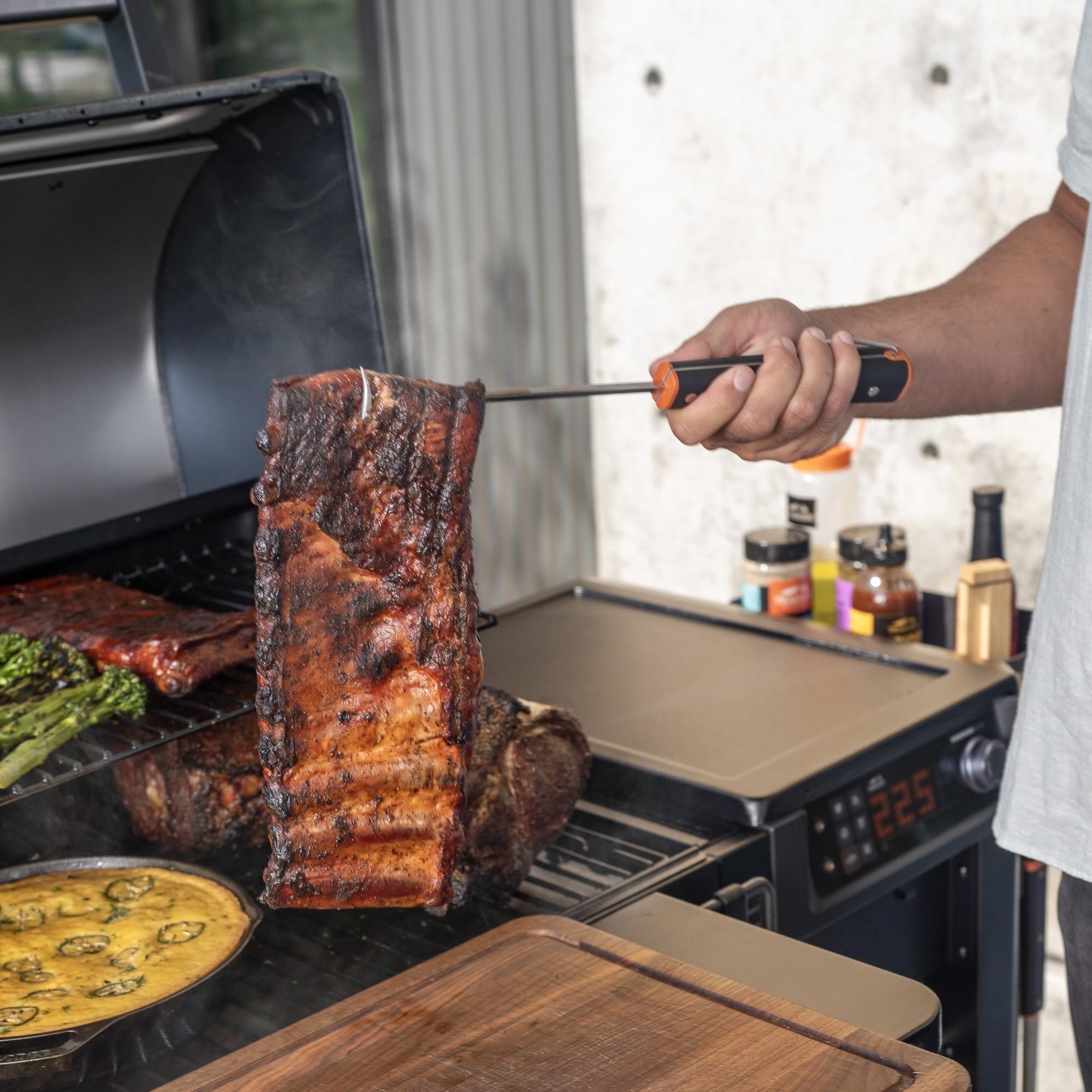 Traeger pig tail handle detail with secure grip for confident control