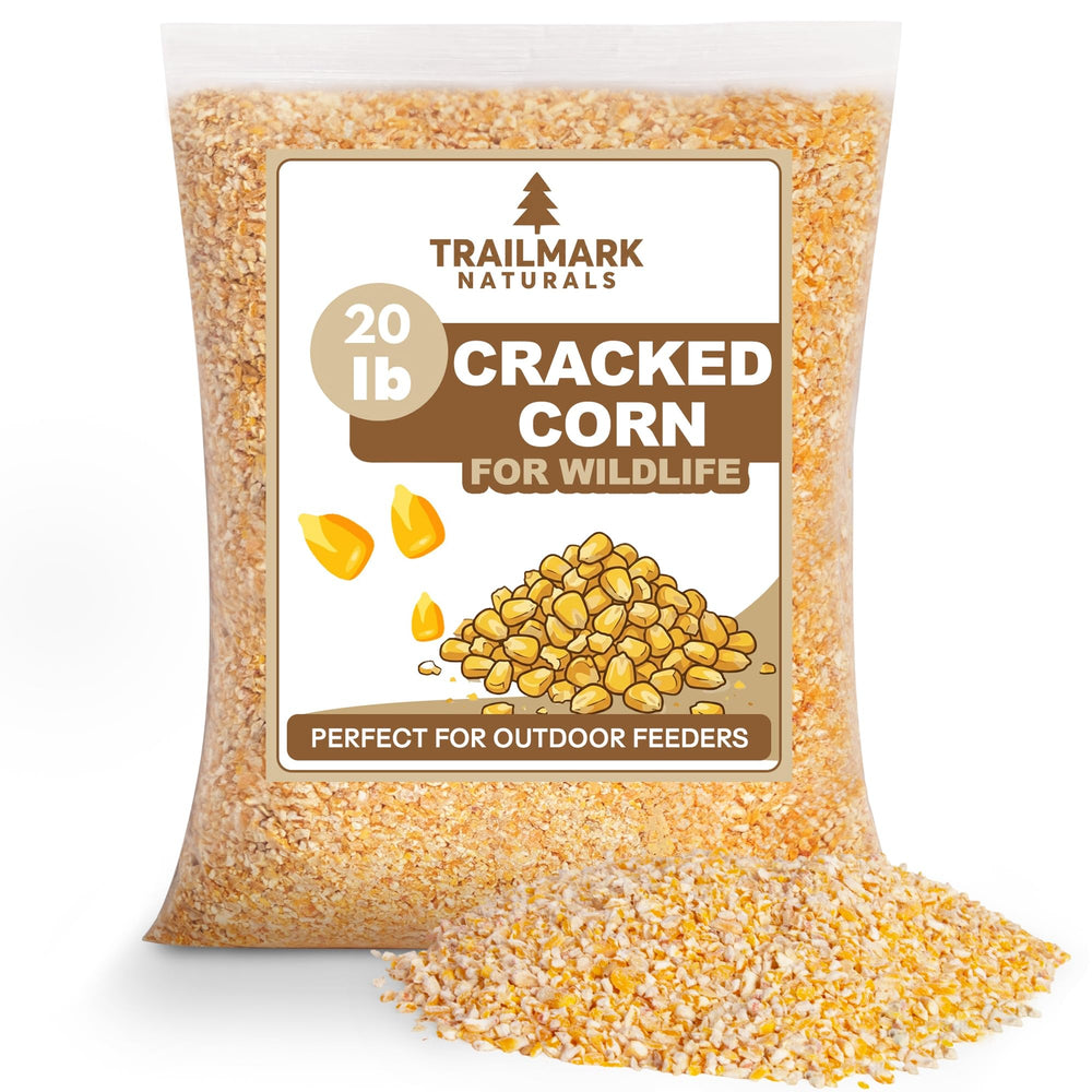 TRAILMARK NATURALS front of bag showing brand and 20 lb size, clear product identity and value