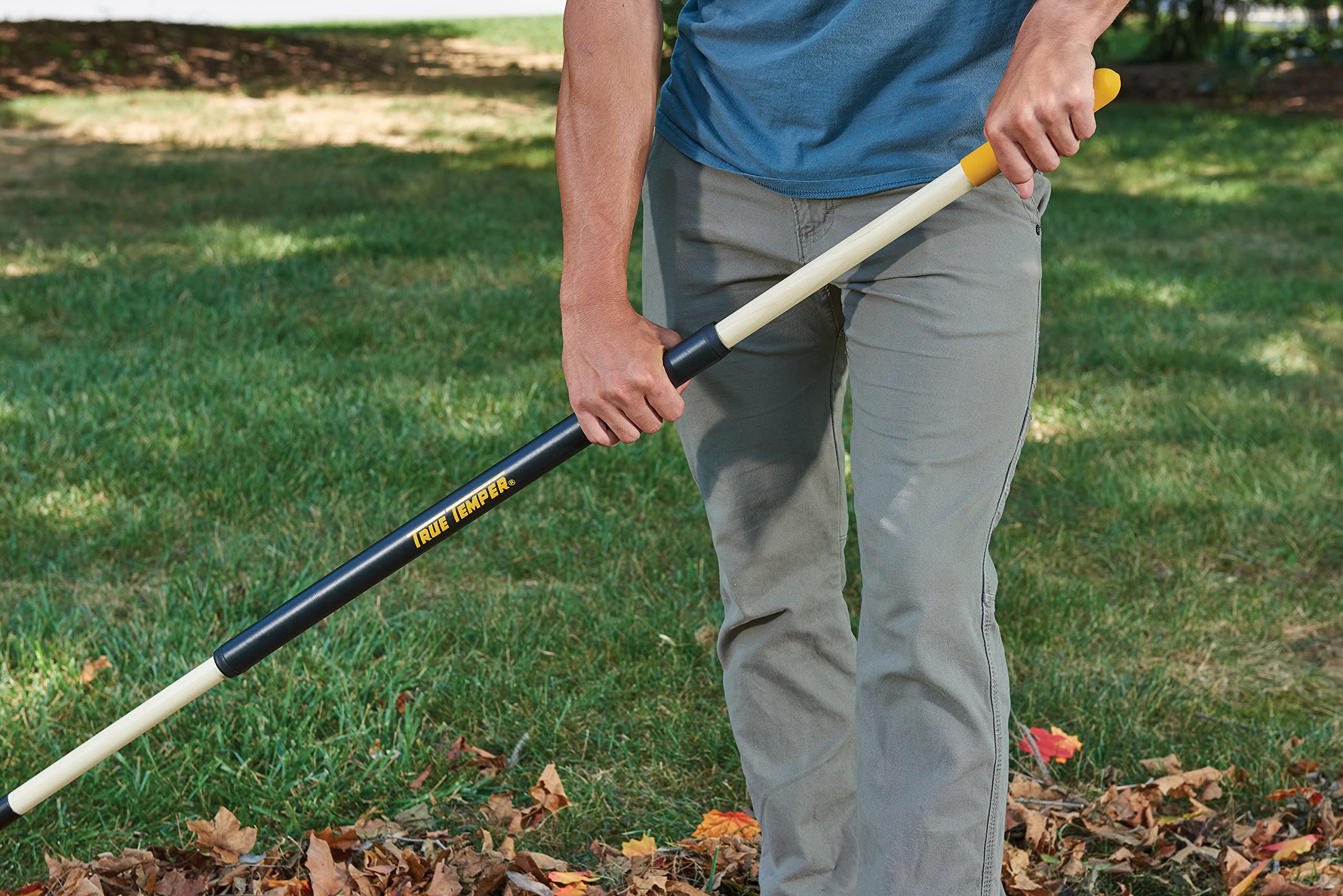 True Temper full-length profile illustrating sturdy hardwood and steel handle
