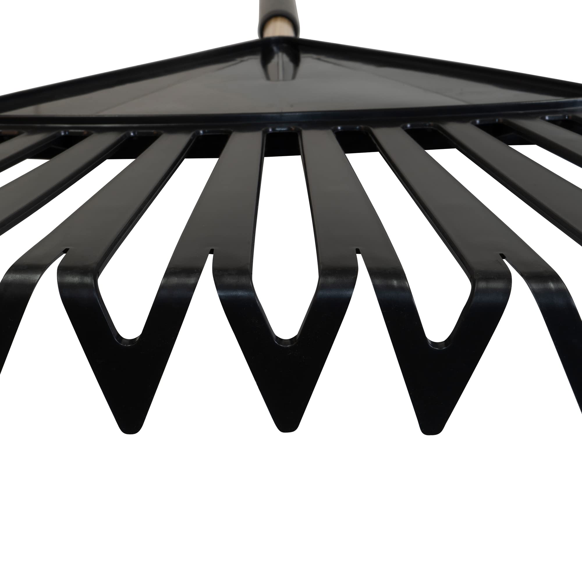 True Temper handle mid-grip close-up showing oversized cushion for control