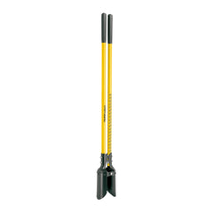 Truper post hole digger front view showing handles and blades for reliable leverage