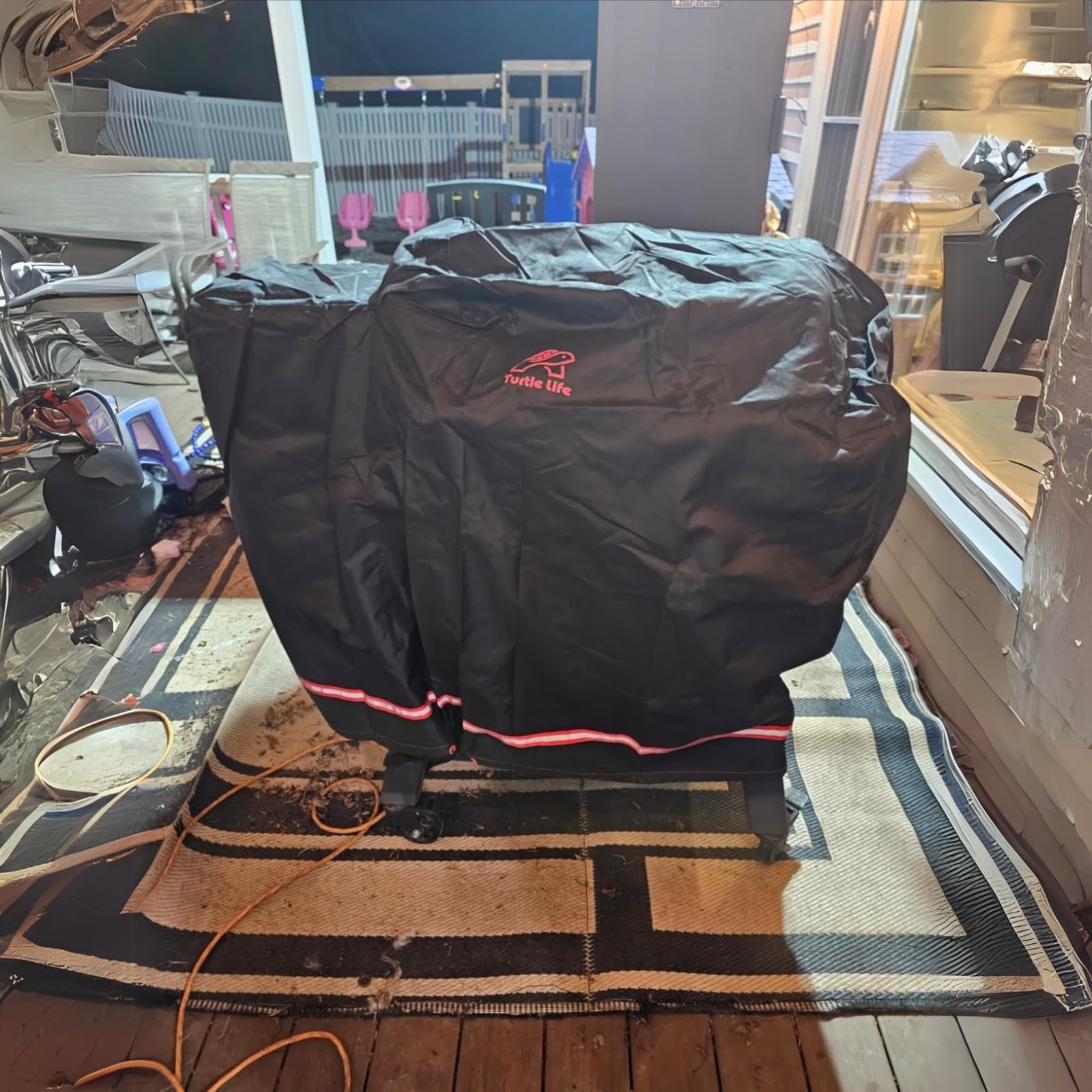 Turtle Life front zipper access allowing easy reach without removing cover