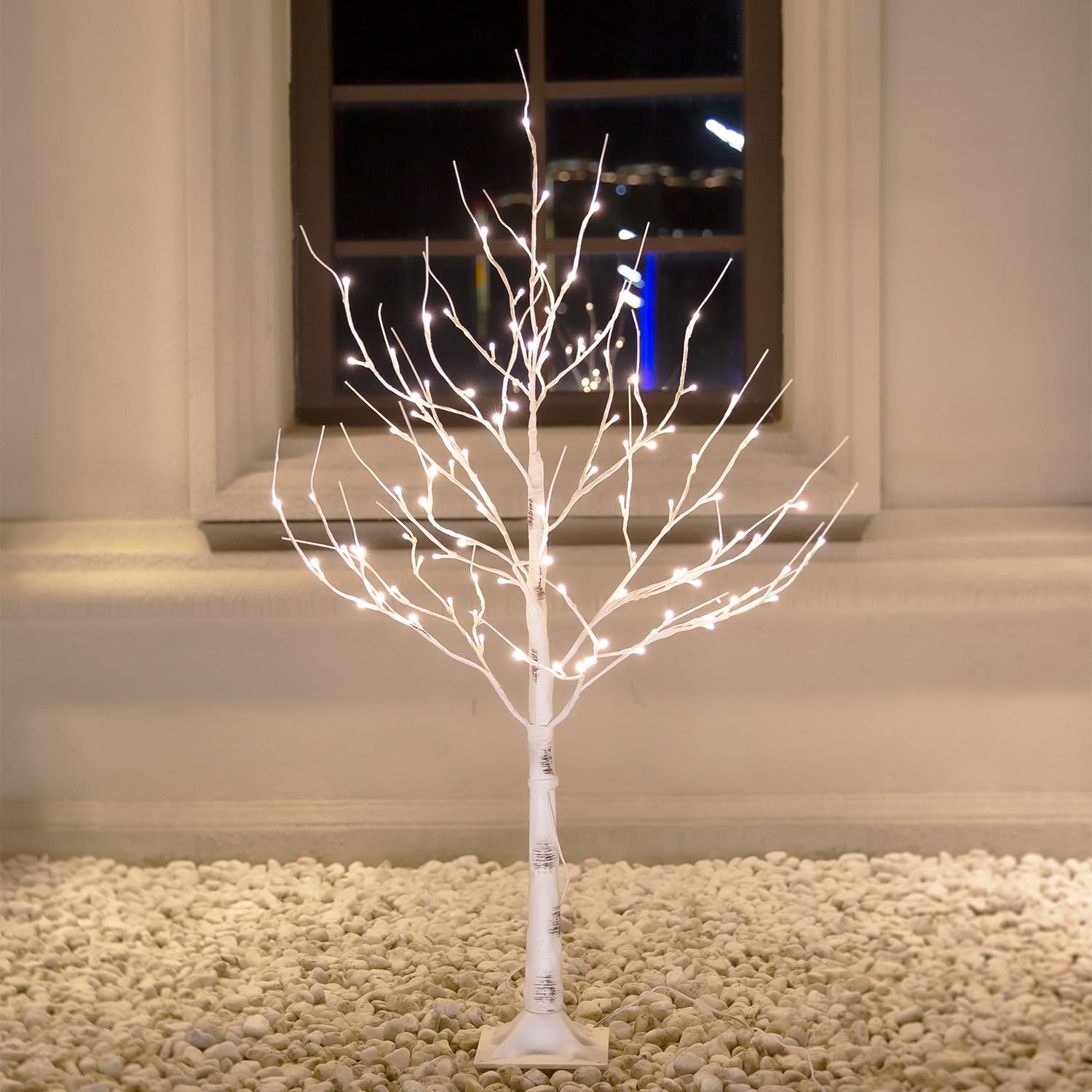 TYBEEU birch tree front view showing warm white glow and compact design
