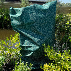 UB-STORE close-up texture of cover fabric highlighting water-resistant outer layer benefit