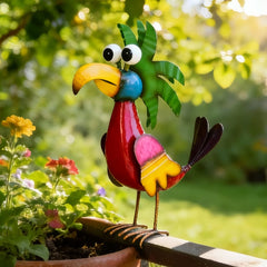 Ultym metal parrot front view showing bright colors and tiki design for vibrant décor