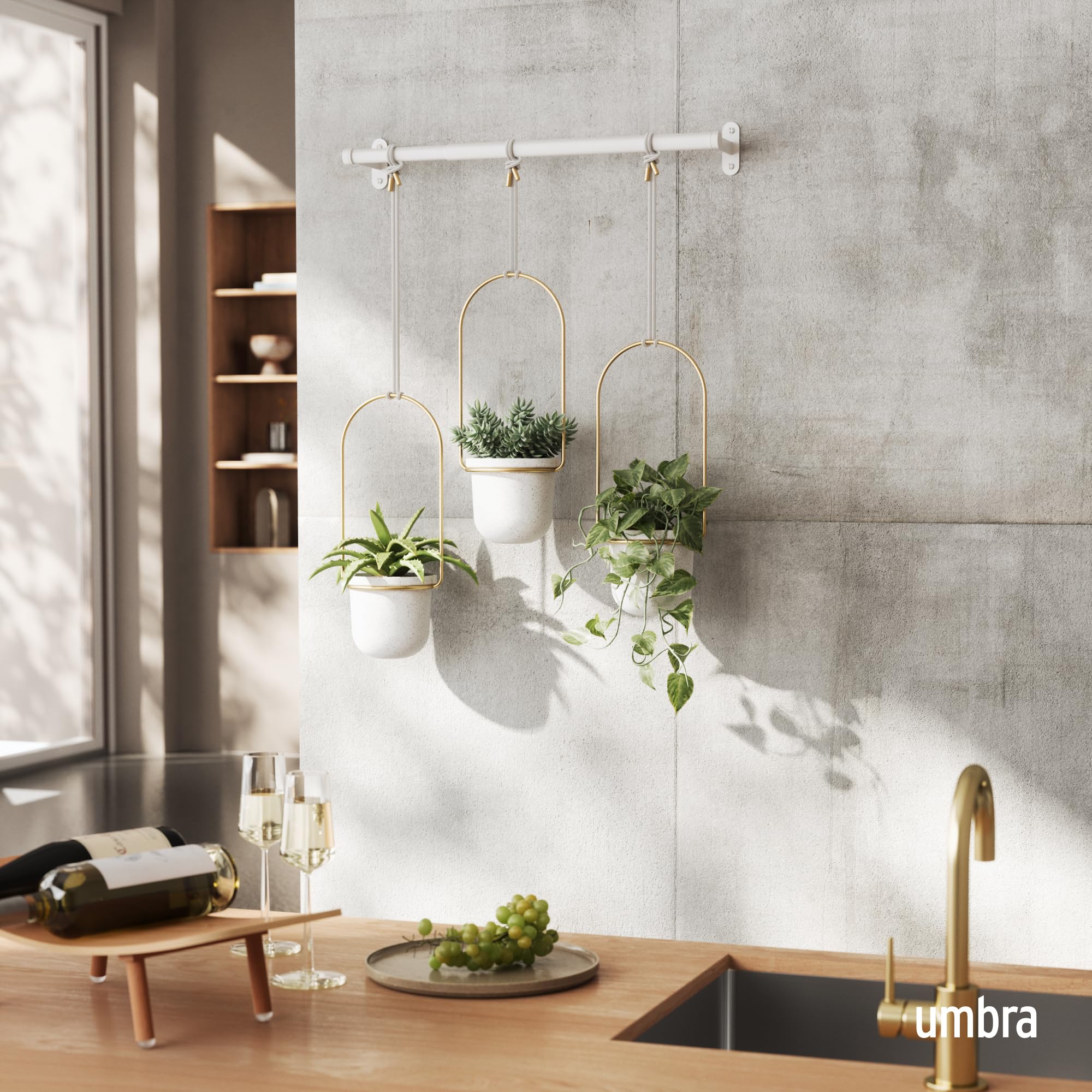 Umbra Triflora close-up of recycled polypropylene pot texture highlighting lightweight durability