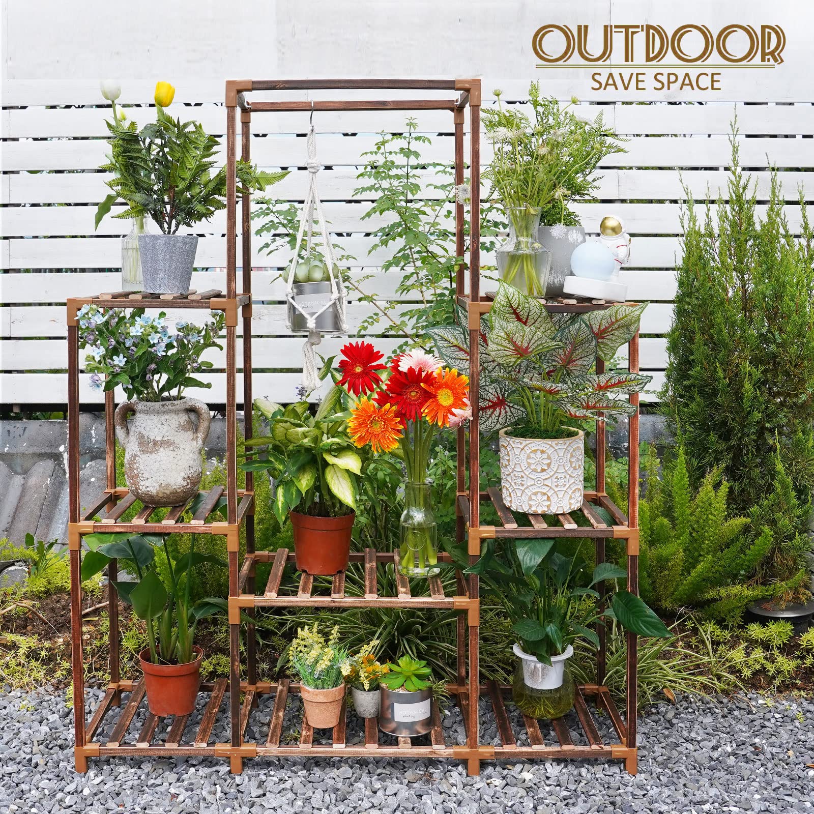 Uneedem middle shelf with tall plant demonstrating flexible shelf height and hanging option