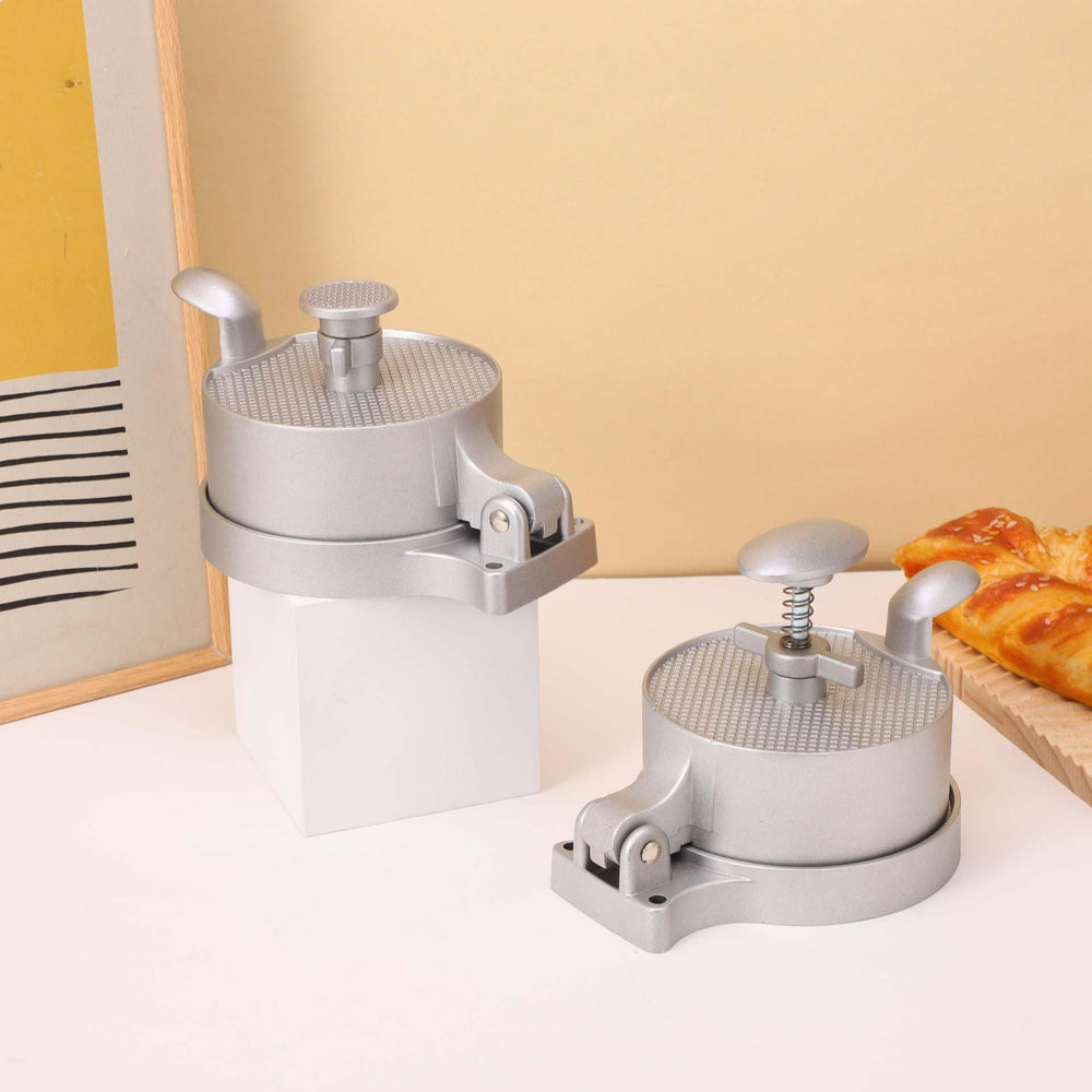 UNI-RHYTHM patty size comparison illustrating adjustable thickness options