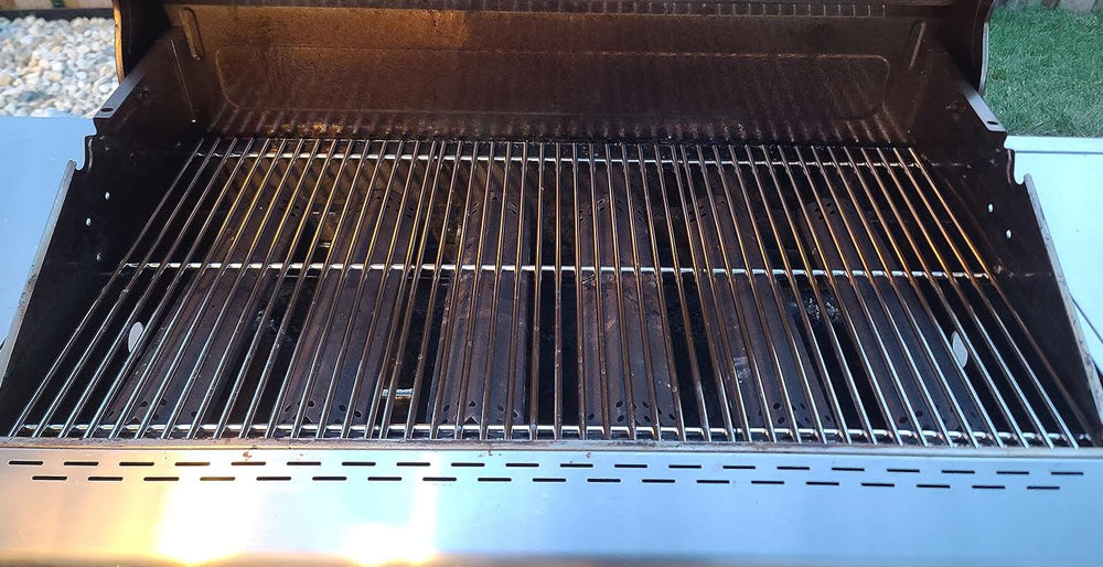 Uniflasy closeup brushed finish highlighting durable stainless surface