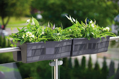 United Frames close-up of polypropylene texture showing UV-resistant finish benefit