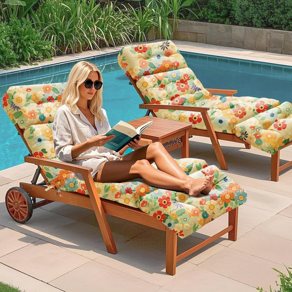 Uthem Daisy anti-slip back and straps securing cushion for stable lounging