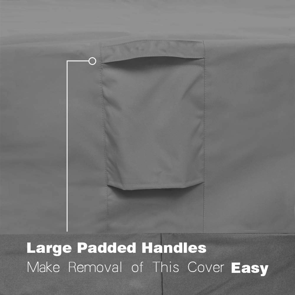 Vailge straps and elastic hem showing windproof double-lock benefit