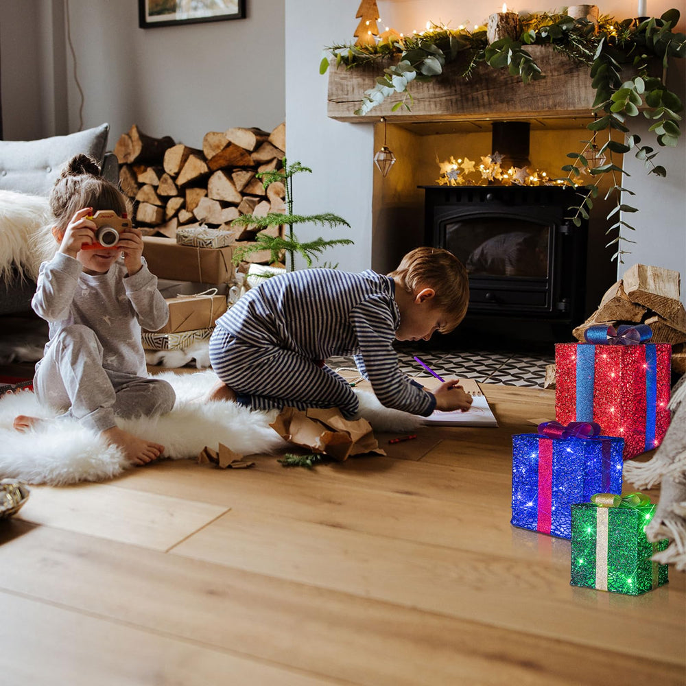 Vanthylit gift boxes stacked compactly for convenient storage