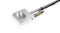 Varomorus in use on hive demonstrating quick vapor application and control