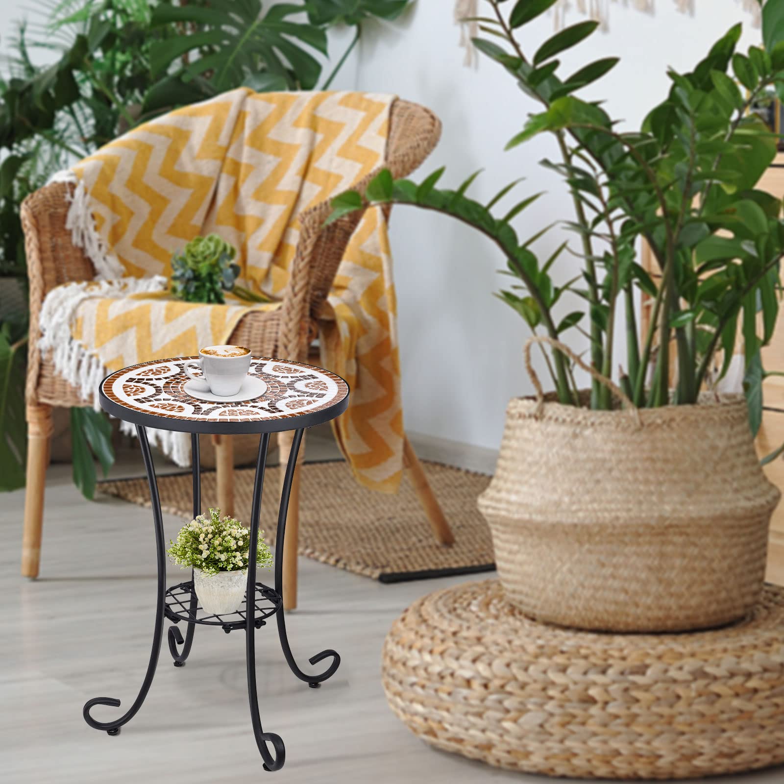 VCUTEKA metal frame detail displaying rust-resistant coating and sturdy build